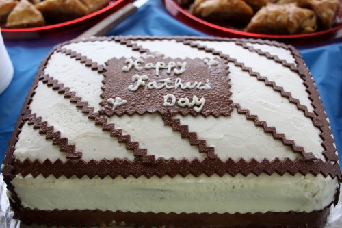 A beautiful Father's Day cake