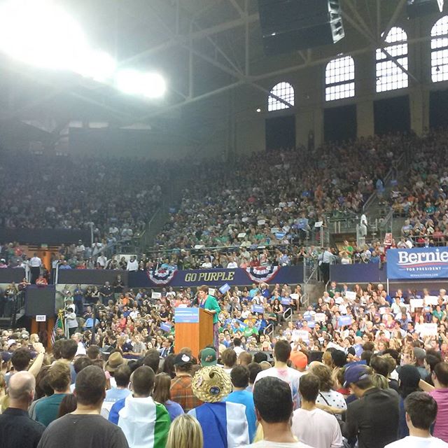 It's a packed house for Bernie Sanders at Hec Ed Pavilion!