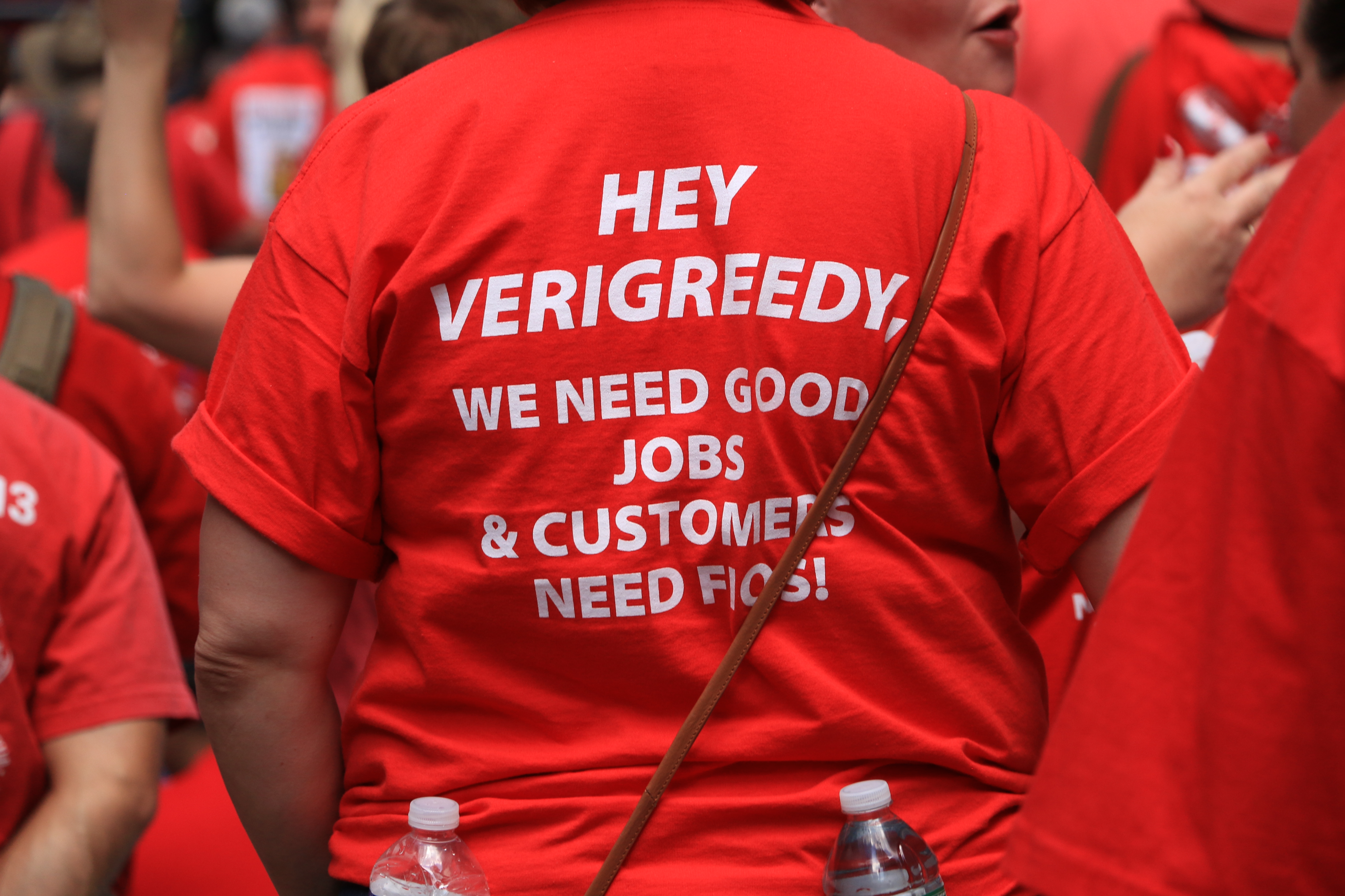 T-shirt at a union rally against Verizon