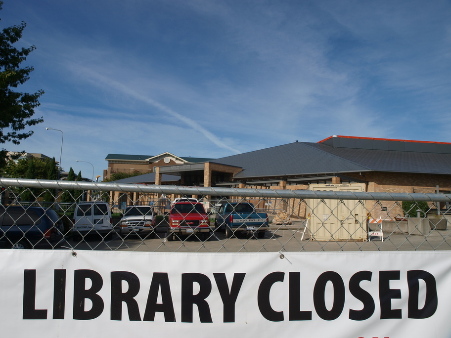 Library closed sign