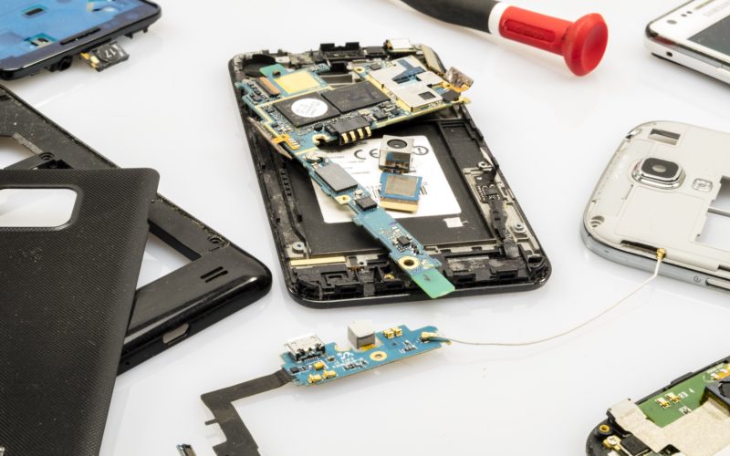 A phone in pieces