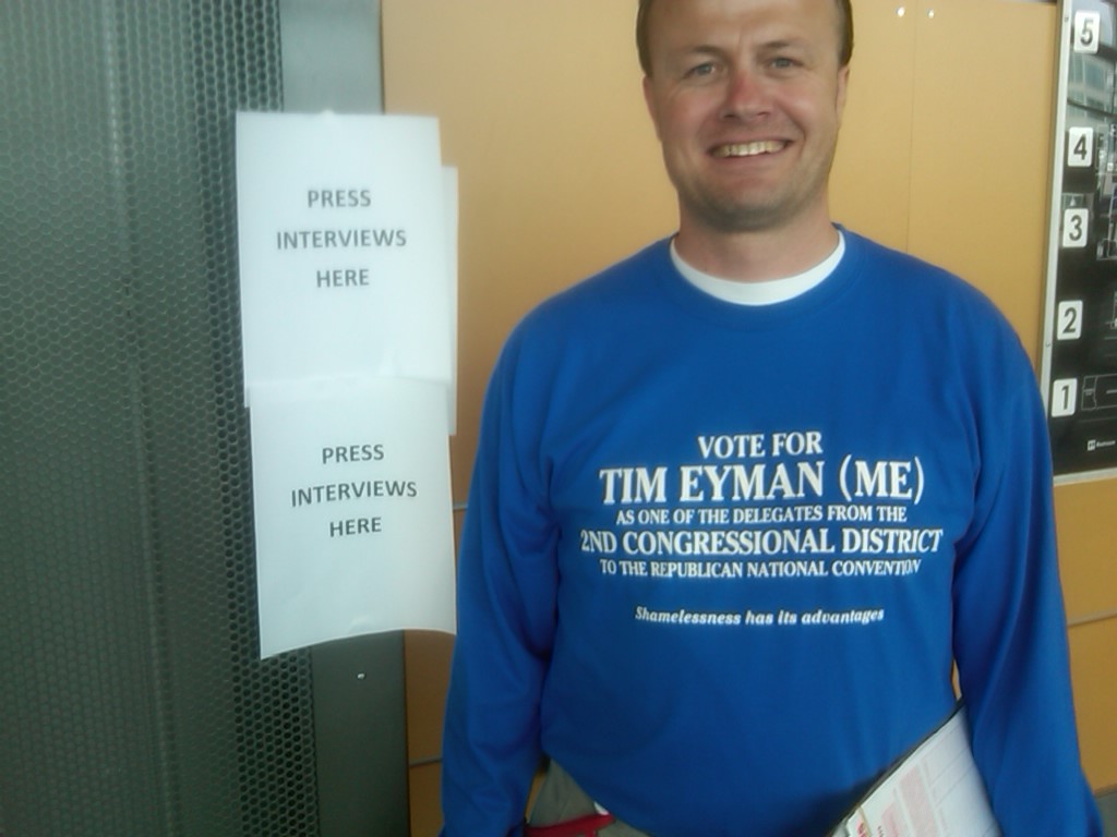 Tim Eyman campaigns for delegate with a special t-shirt
