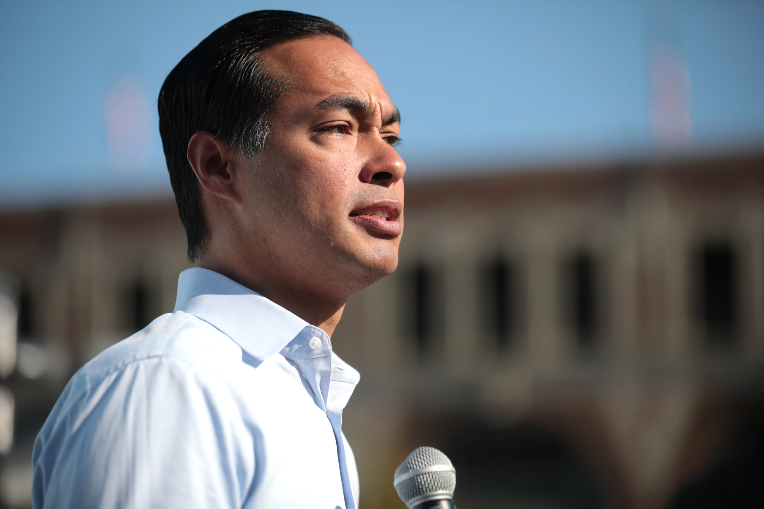 Julián Castro campaigns during the 2019 Iowa State Fair