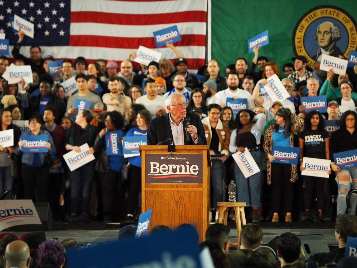 Bernie Sanders addressing a big crowd in Tacoma