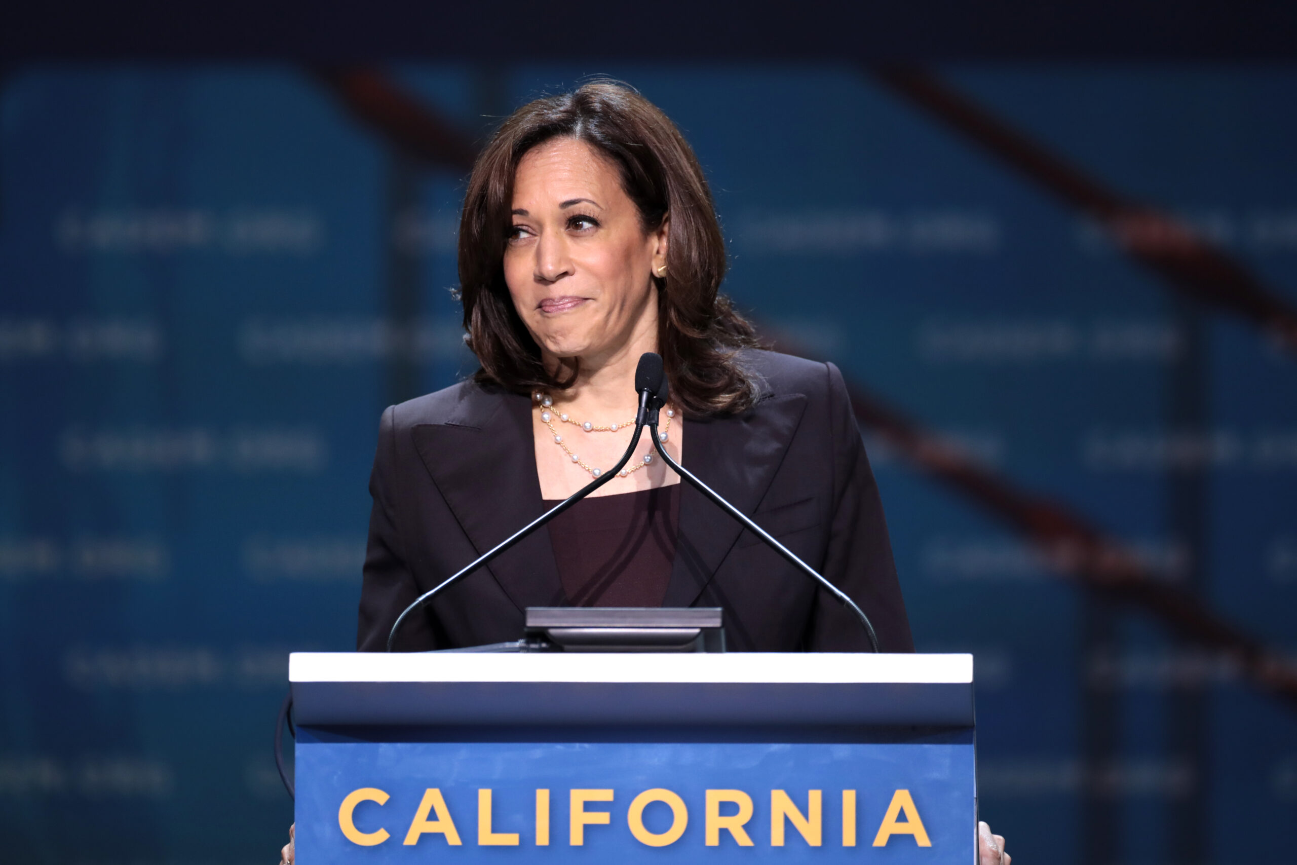 Sen. Harris addresses the California Democratic Convention in 2019