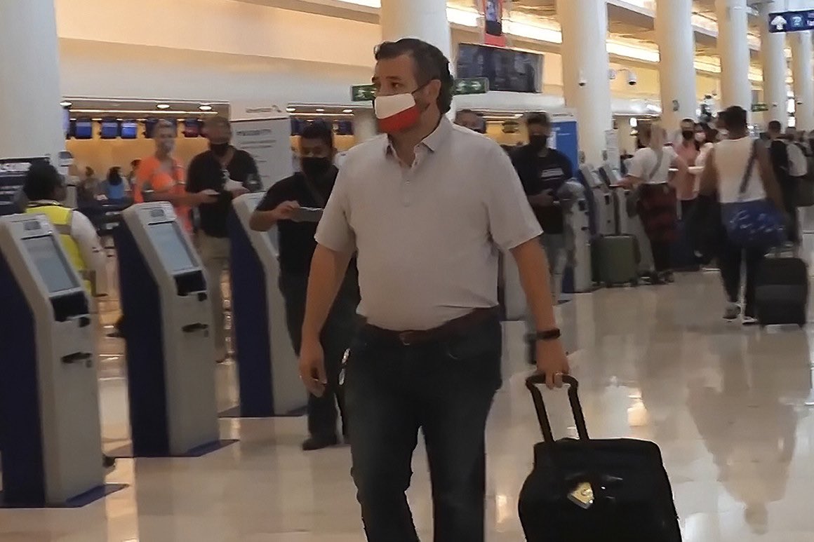 Ted Cruz returns from Cancun trip